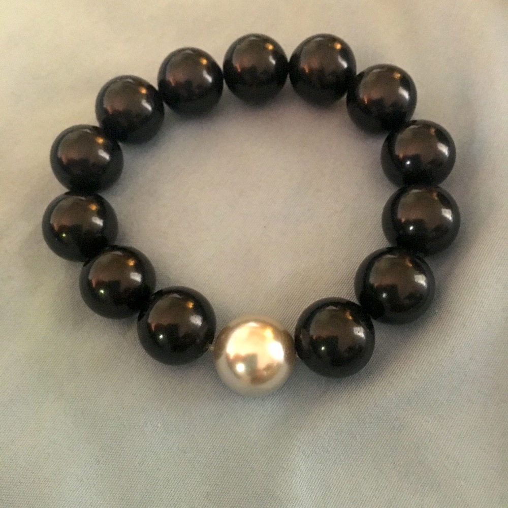 Stretchy beaded bracelet - make an offer!